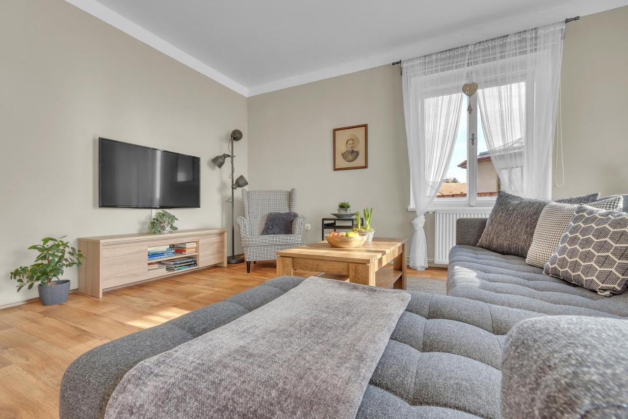 Apartman U Javorky Lázně Bělohrad エクステリア 写真